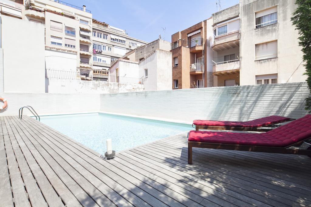 Apartment Barcelona Rentals - Swimming Pool With Terrace Exterior photo